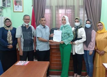 Ketua KONI Medan Terima Audiensi Perwosi